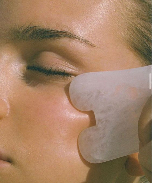 Beneficios del Gua Sha y cómo usarlo